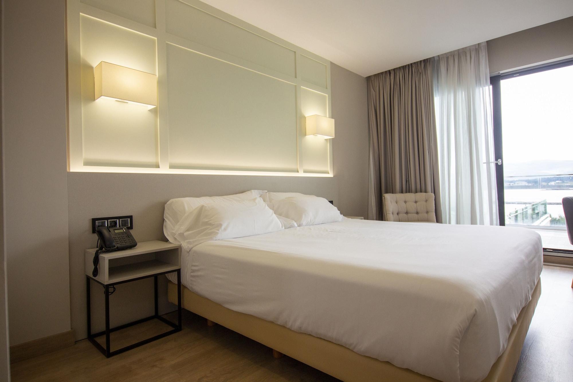 Oca Playa De Foz Hotel & Spa Εξωτερικό φωτογραφία
