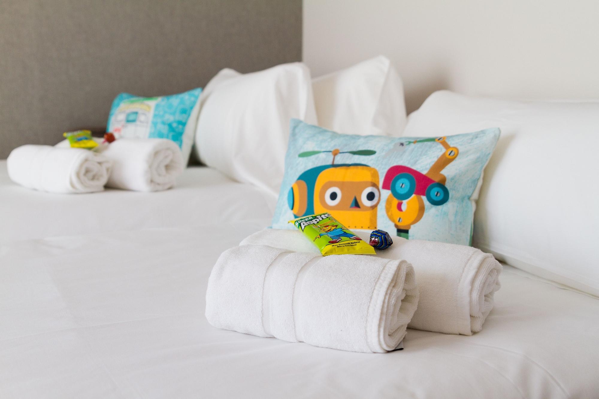 Oca Playa De Foz Hotel & Spa Εξωτερικό φωτογραφία