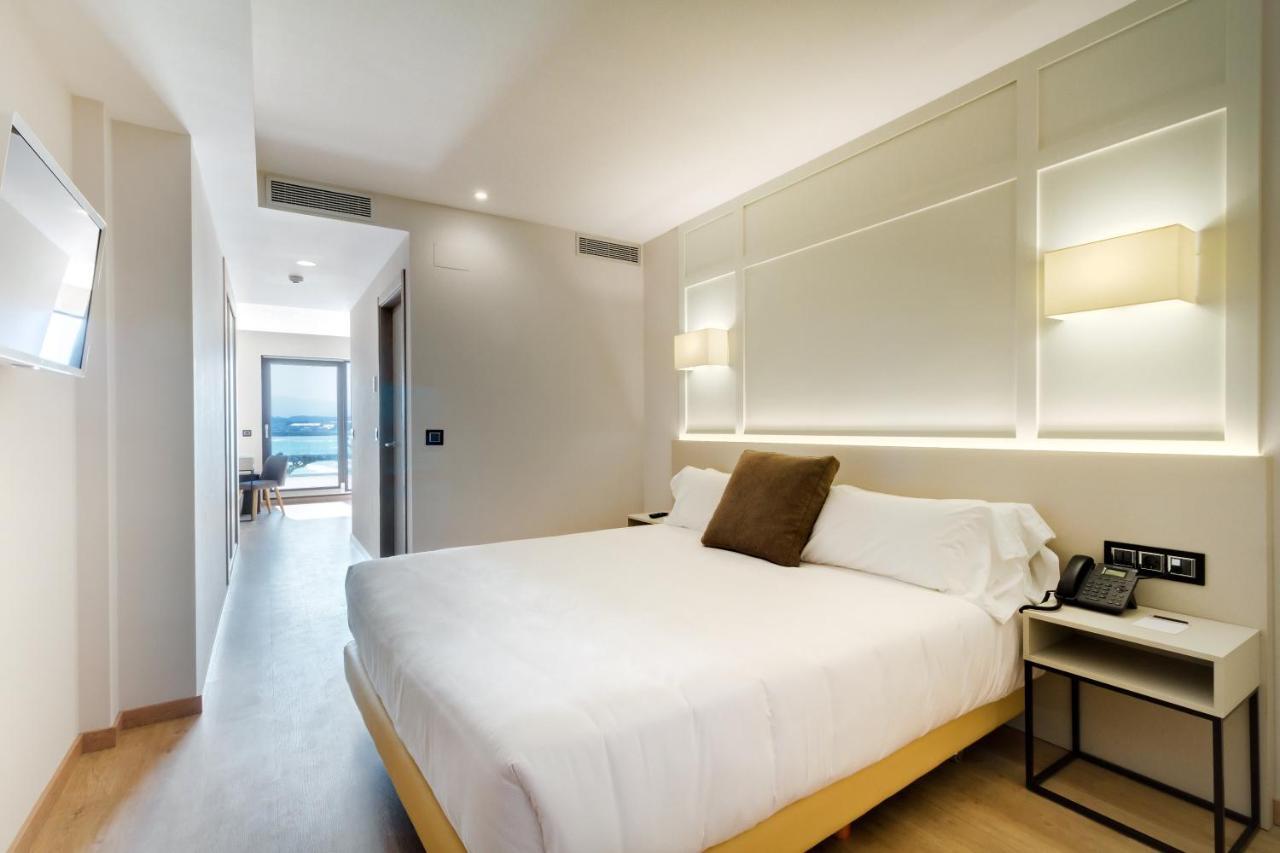 Oca Playa De Foz Hotel & Spa Εξωτερικό φωτογραφία